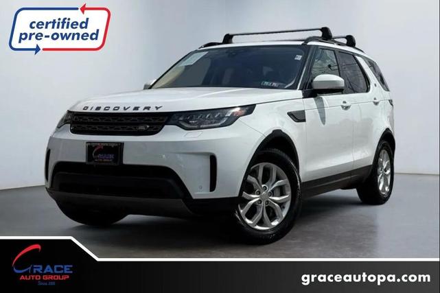 Photo of 2019 White Land Rover Discovery