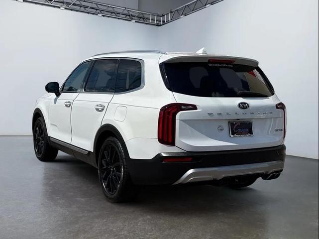Photo of 2020 Snow White Pearl Kia Telluride