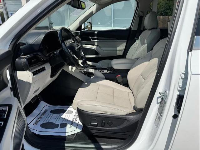 Photo of 2020 Snow White Pearl Kia Telluride