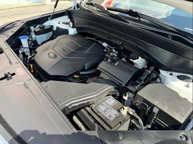 Photo of 2020 Snow White Pearl Kia Telluride