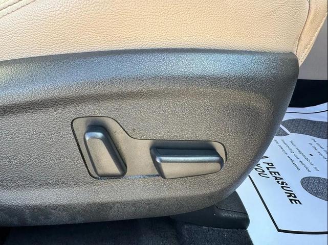 Photo of 2017 Red Hyundai TUCSON