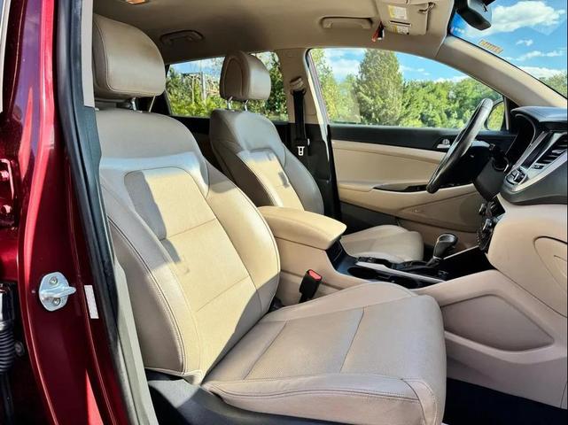 Photo of 2017 Red Hyundai TUCSON