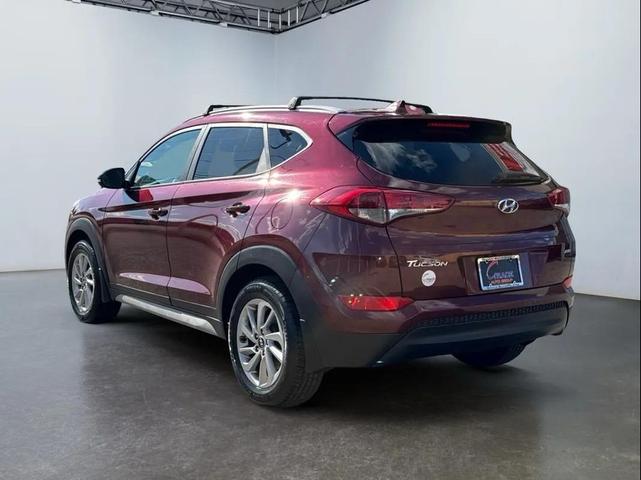 Photo of 2017 Red Hyundai TUCSON