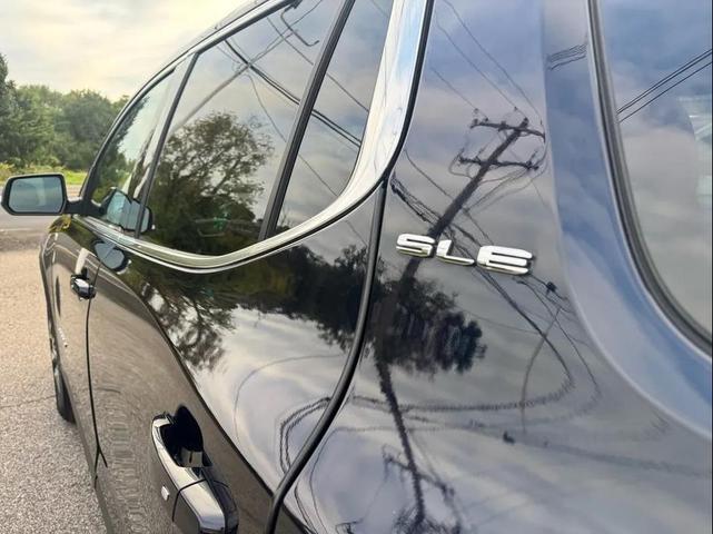 Photo of 2022 Ebony Twilight Metallic GMC Acadia