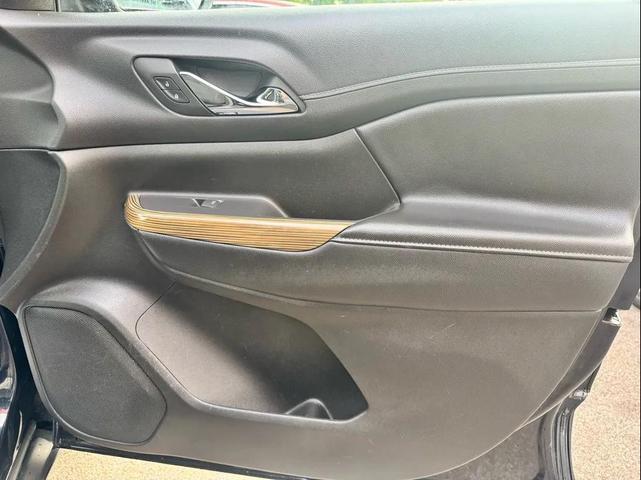 Photo of 2022 Ebony Twilight Metallic GMC Acadia
