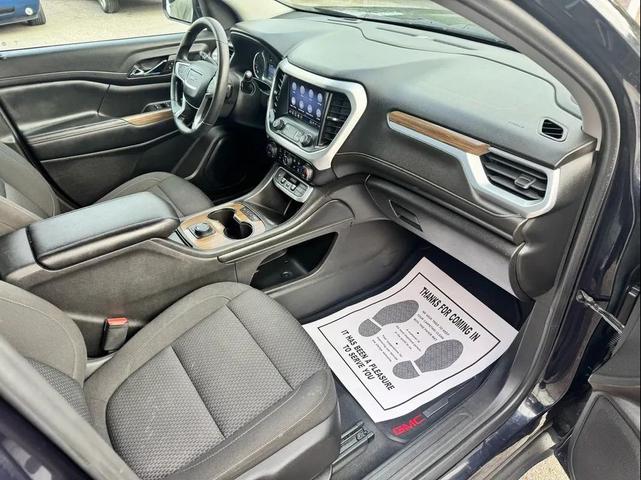 Photo of 2022 Ebony Twilight Metallic GMC Acadia