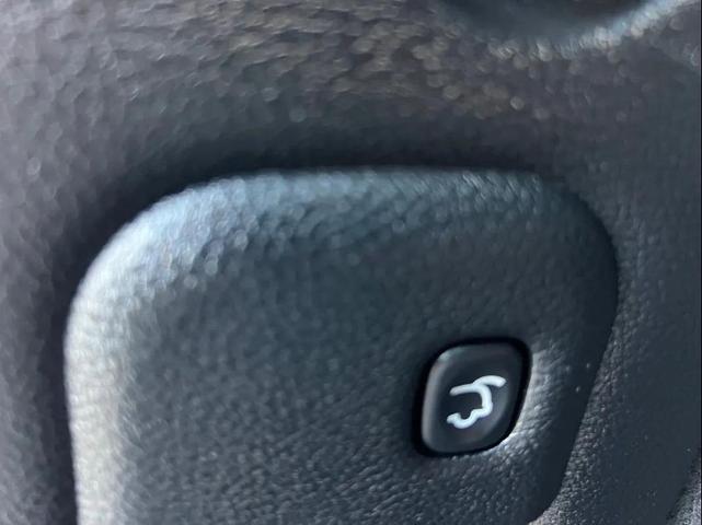 Photo of 2022 Destroyer Gray Clearcoat Dodge Durango