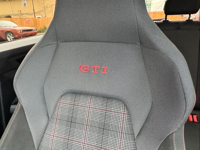 Photo of 2023 Opal White w/Black Roof Volkswagen Golf GTI