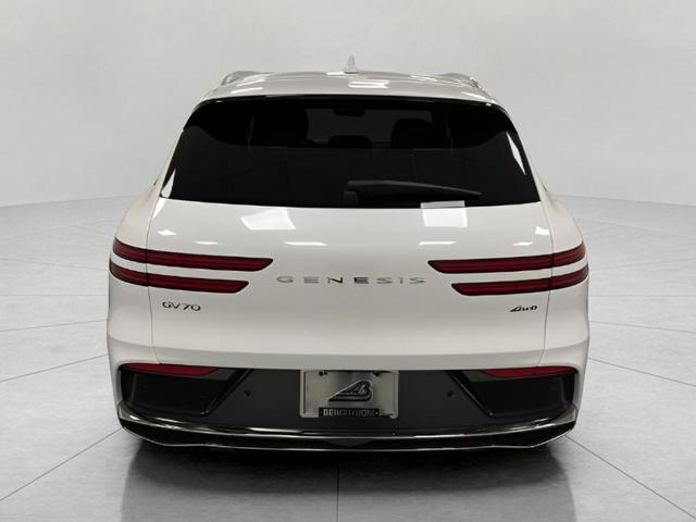 Photo of 2026 Uyuni White Genesis GV70