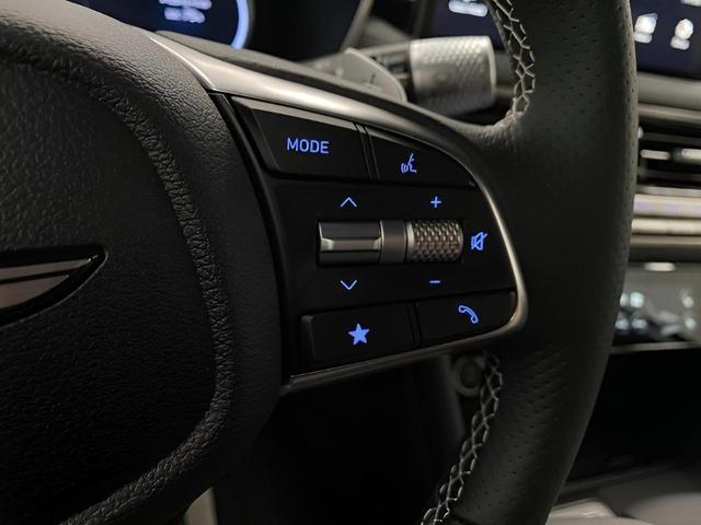 Photo of 2026 Uyuni White Genesis G70