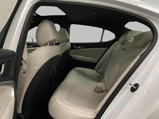 Photo of 2026 Uyuni White Genesis G70