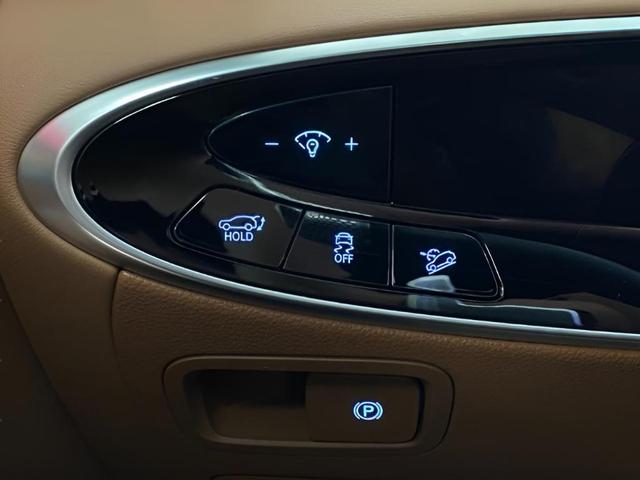 Photo of 2026 Savile Silver Genesis GV70