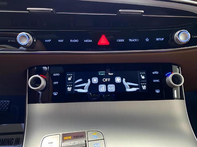 Photo of 2026 Savile Silver Genesis GV70