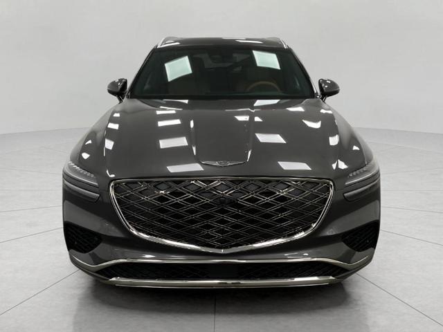 Photo of 2026 Makalu Gray Genesis GV70