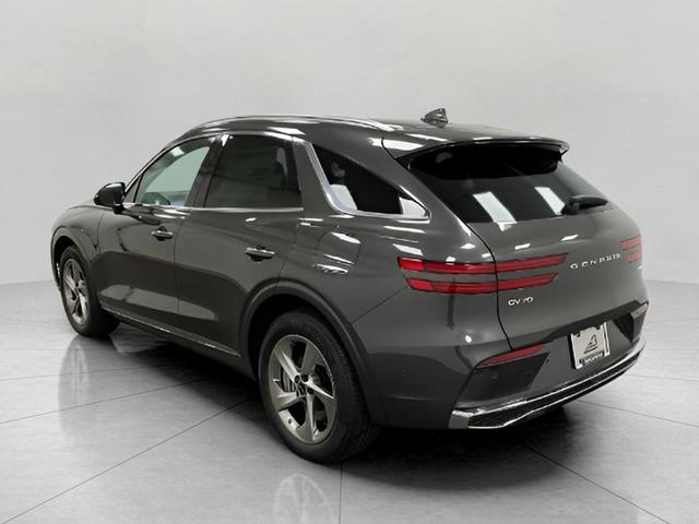 Photo of 2026 Makalu Gray Genesis GV70