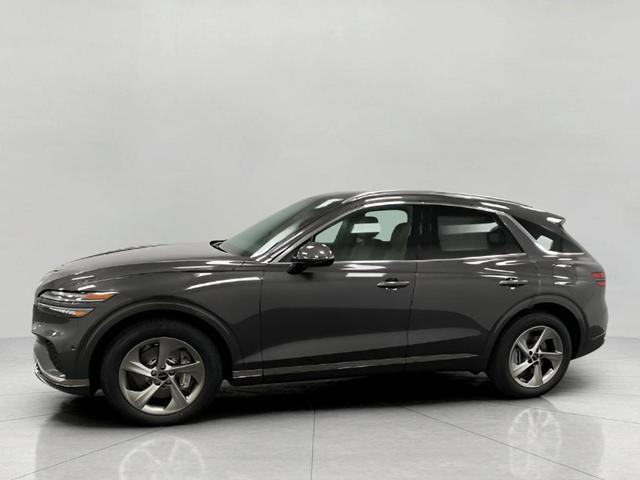 Photo of 2026 Makalu Gray Genesis GV70