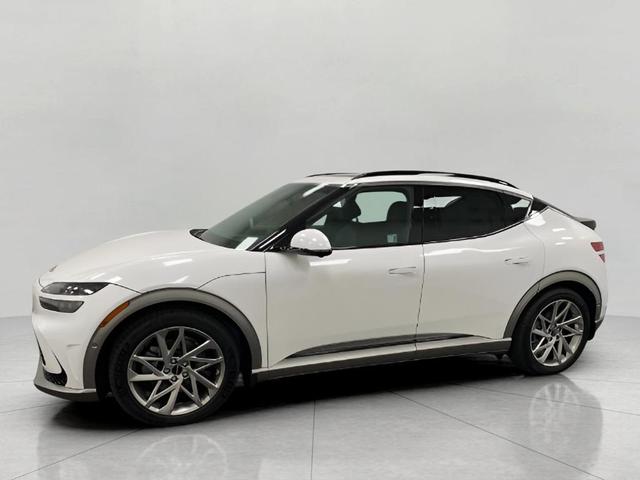 Photo of 2025 Uyuni White Genesis GV60