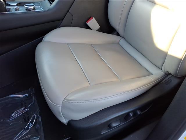 Photo of 2021 Crystal White Tri-Coat Cadillac XT4