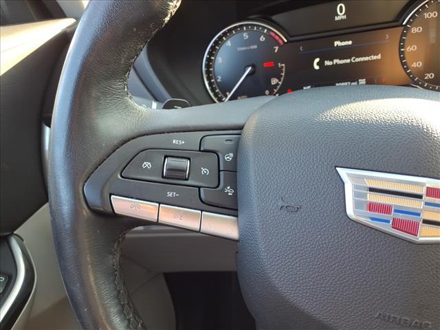 Photo of 2021 Crystal White Tri-Coat Cadillac XT4