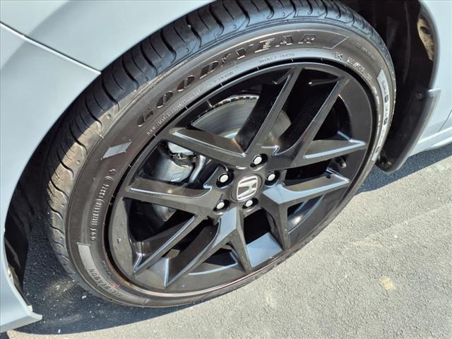 Photo of 2025 Urban Gray Pearl Honda Civic