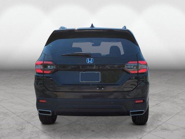Photo of 2025 Crystal Black Pearl Honda Pilot