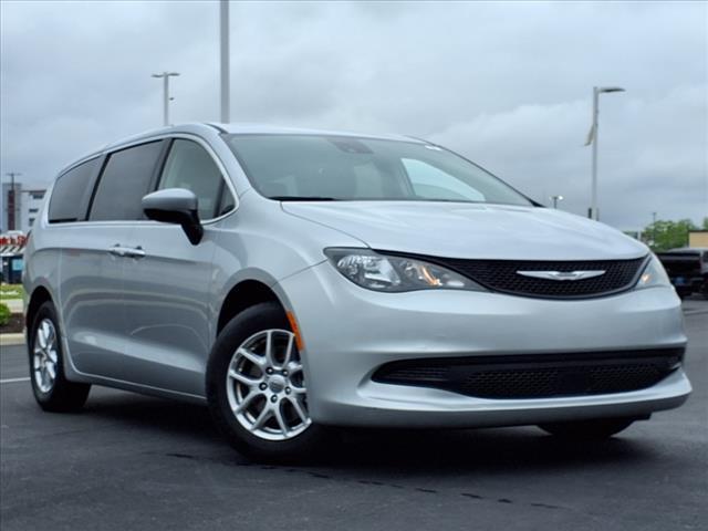 2023 Chrysler Voyager