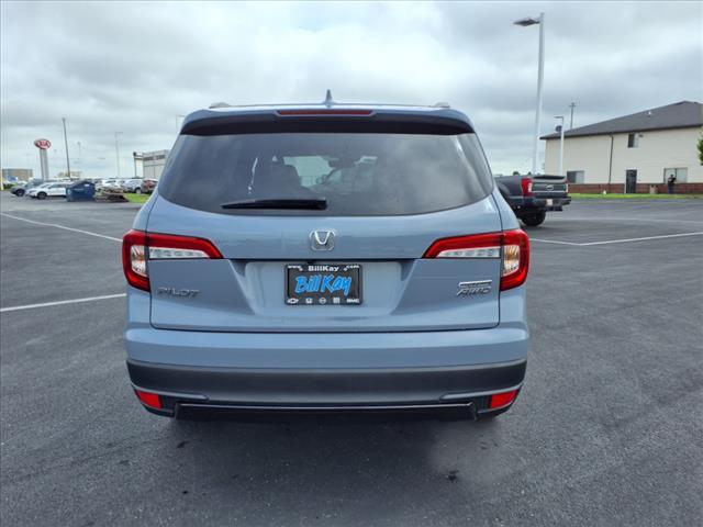 Photo of 2022 Sonic Gray Pearl Honda Pilot