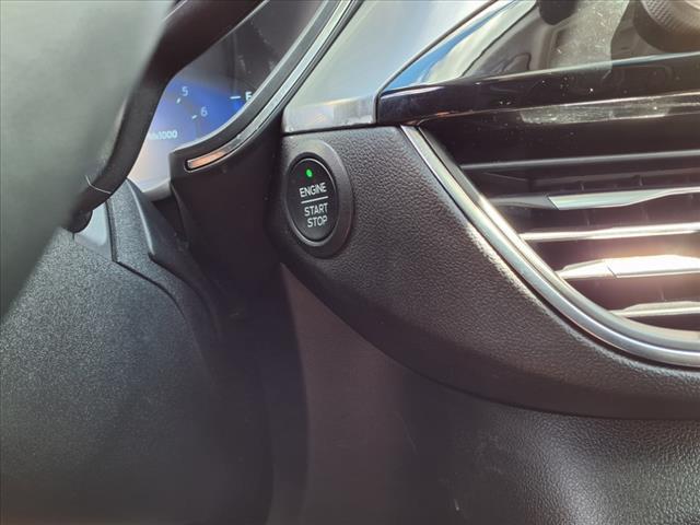 Photo of 2022 Agate Black Metallic Ford Escape