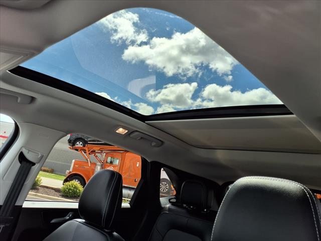 Photo of 2022 Agate Black Metallic Ford Escape