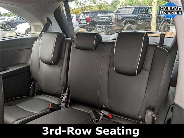 Photo of 2024 Crystal Black Pearl Honda Odyssey