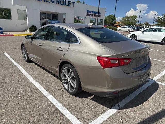 Photo of 2023 Exterior, Greige Met-1 (615g) Chevrolet Malibu