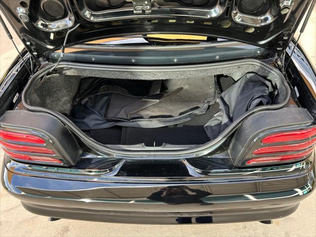 Photo of 1995 Black Ford Mustang