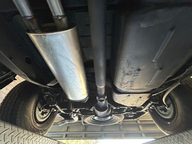 Photo of 1996 Black GMC Yukon
