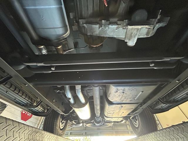 Photo of 1996 Black GMC Yukon