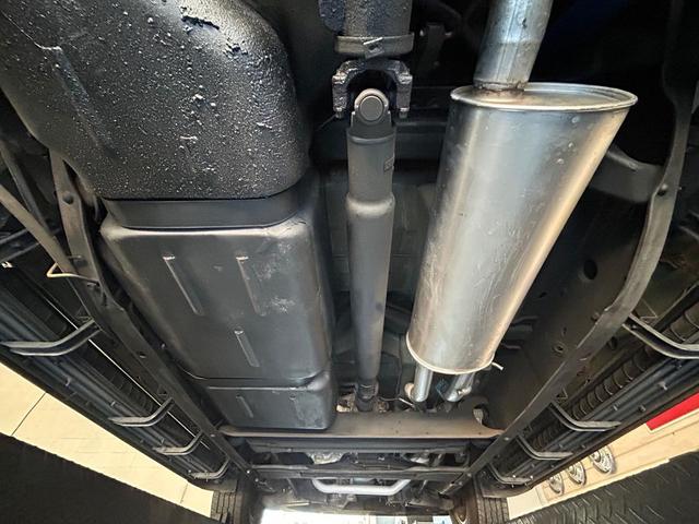 Photo of 1996 Black GMC Yukon