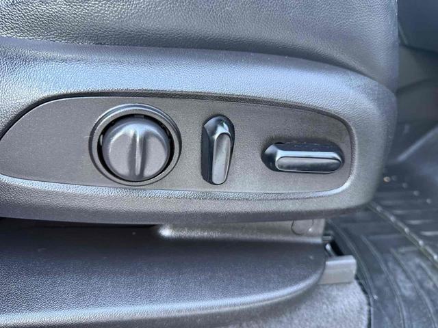 Photo of 2018 Silver Ice Metallic Chevrolet Traverse
