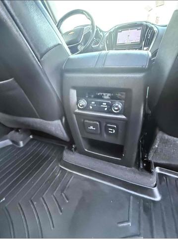 Photo of 2018 Silver Ice Metallic Chevrolet Traverse