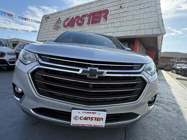 Photo of 2018 Silver Ice Metallic Chevrolet Traverse