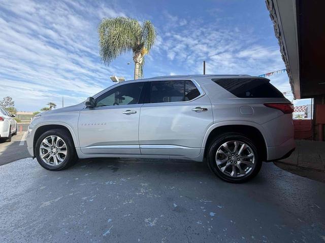 Photo of 2018 Silver Ice Metallic Chevrolet Traverse