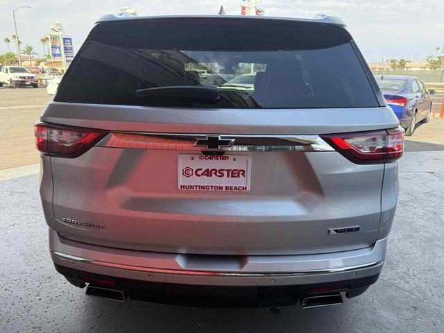 Photo of 2018 Silver Ice Metallic Chevrolet Traverse