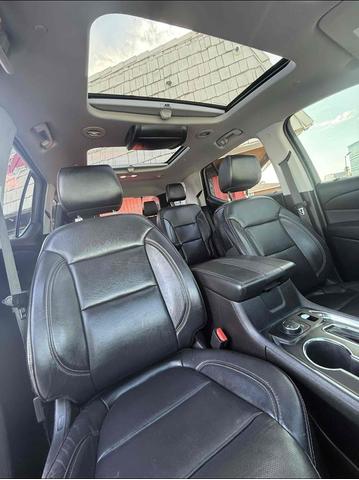 Photo of 2018 Silver Ice Metallic Chevrolet Traverse