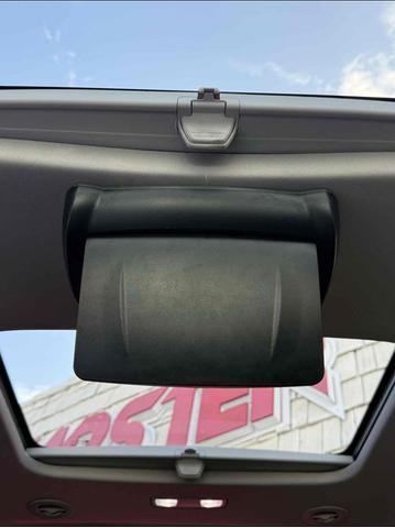 Photo of 2018 Silver Ice Metallic Chevrolet Traverse
