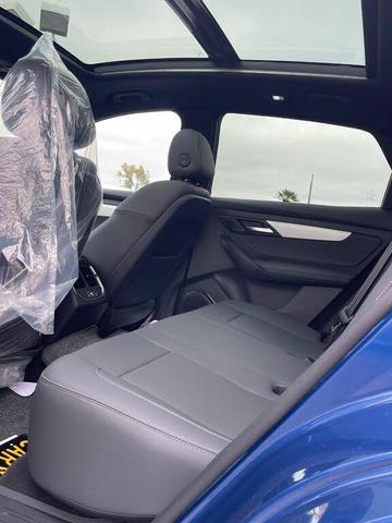 Photo of 2023 VinFast Blue Metallic VinFast VF 8