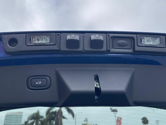 Photo of 2023 VinFast Blue Metallic VinFast VF 8