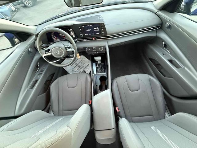 Photo of 2021 Intense Blue Hyundai ELANTRA