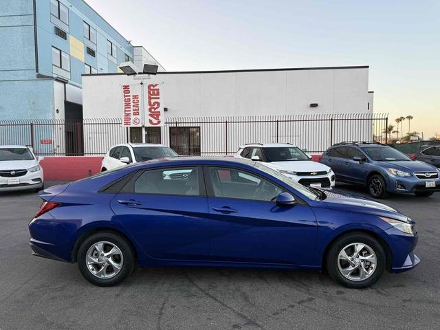 Photo of 2021 Intense Blue Hyundai ELANTRA