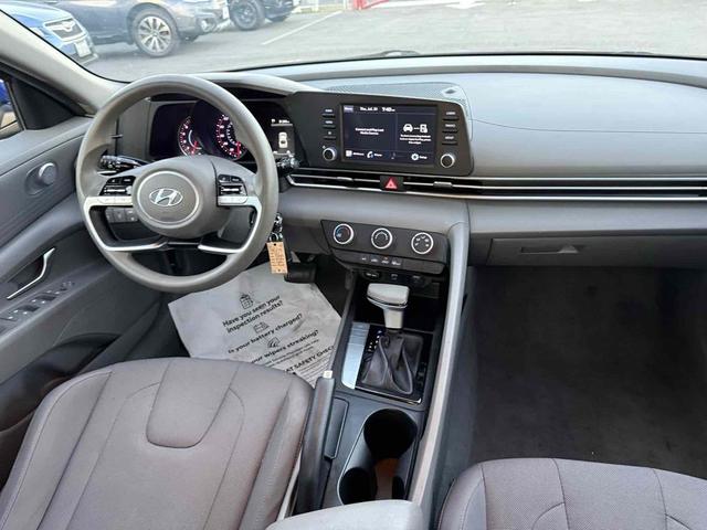 Photo of 2021 Intense Blue Hyundai ELANTRA