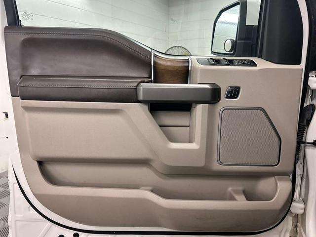 Photo of 2019 White Platinum Ford F-150