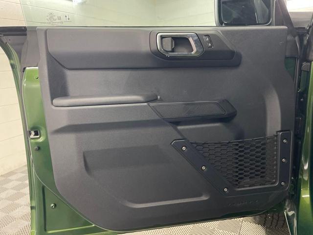 Photo of 2025 Green Ford Bronco