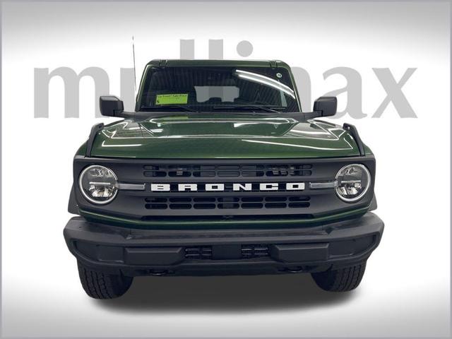 Photo of 2025 Green Ford Bronco